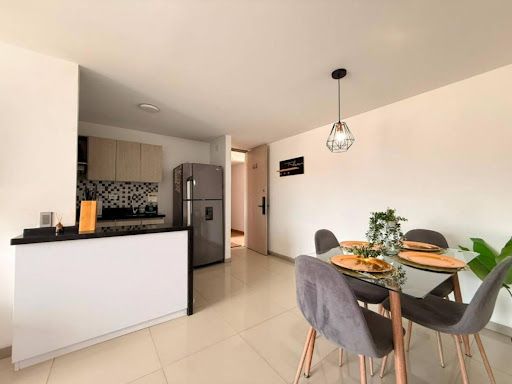 Apartamento en arriendo Antioquia Sabaneta Manuel Restrepo 75 m2 Habitaciones 3 Baños 2 Garajes 1 Precio $4000000