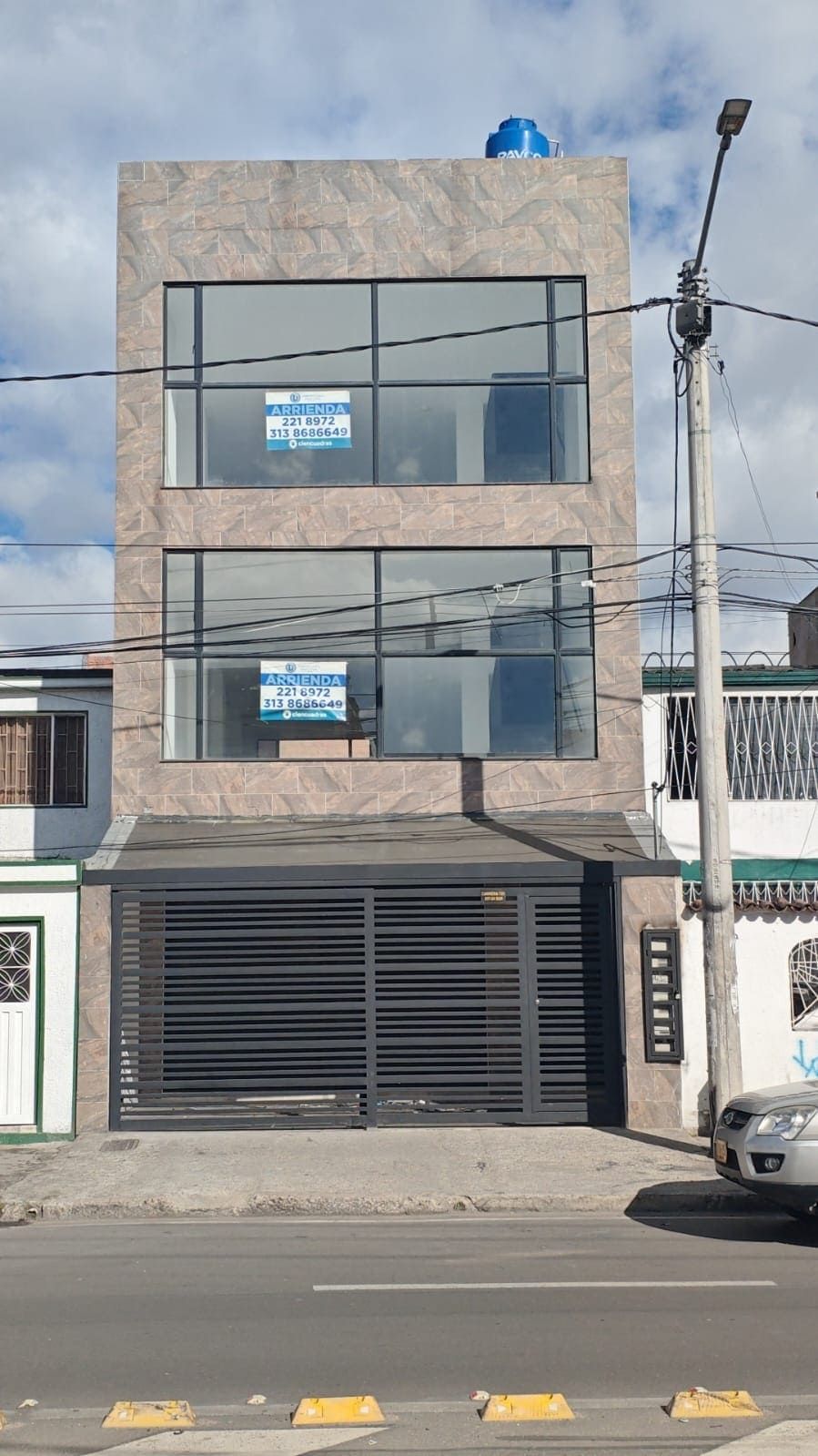 Local en arriendo Cundinamarca Bogotá Super Manzana 3 200 m2 Habitaciones 0 Baños 0 Garajes 0 Precio $5500000