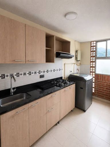 Apartamento en arriendo Antioquia Medellín Bombona No2 60 m2 Habitaciones 3 Baños 2 Garajes 0 Precio $1800000