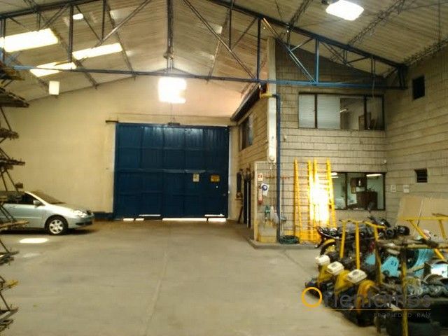 Bodega en venta Antioquia Medellín San Bernardo 0 m2 Habitaciones 0 Baños 4 Garajes 0 Precio $2400000000