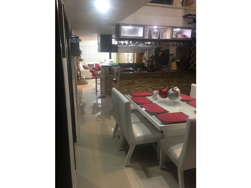 Casa en venta Caldas Manizales San Luis 263 m2 Habitaciones 6 Baños 1 Garajes 1 Precio $890000000