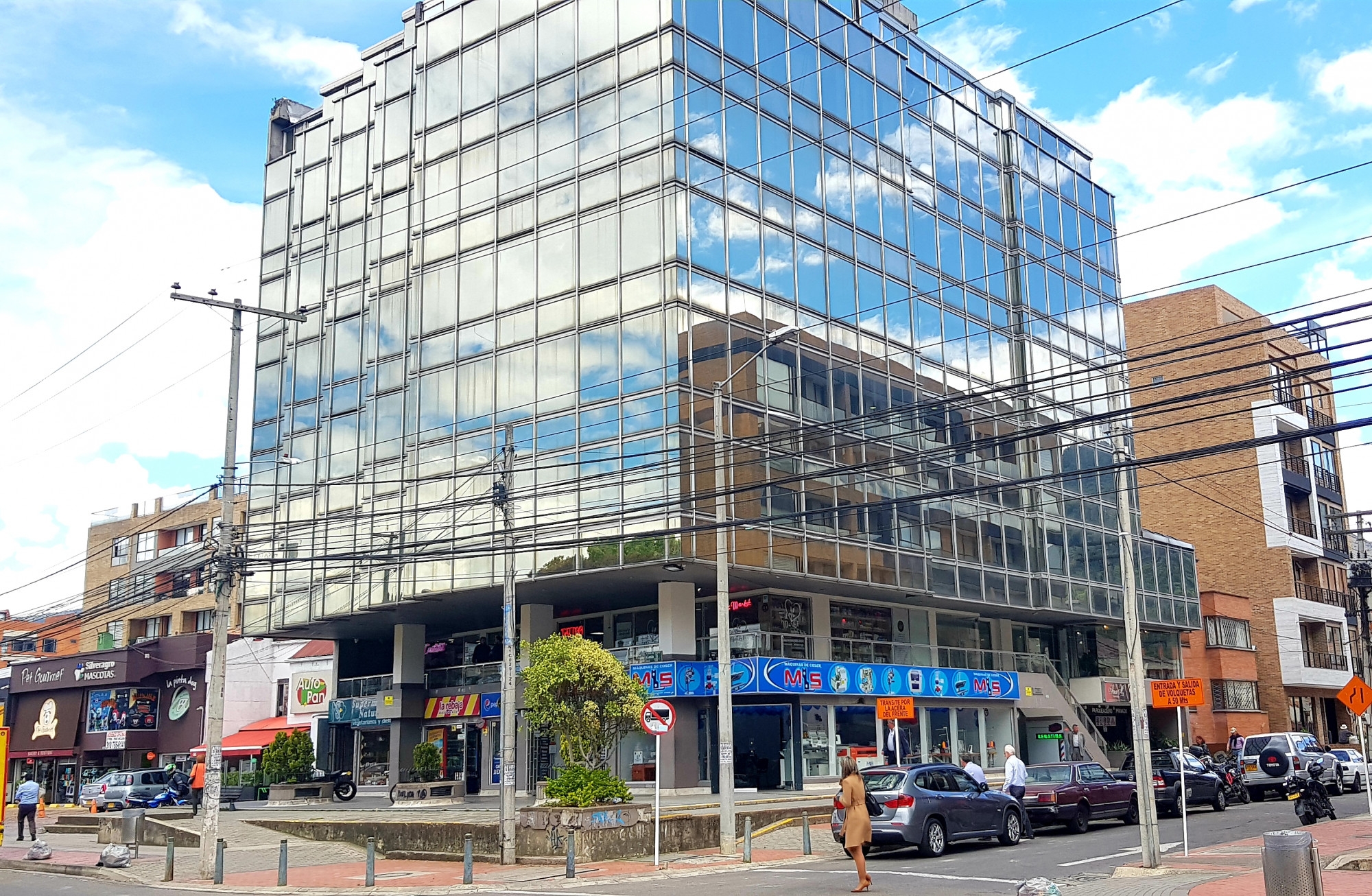 Oficina en arriendo Cundinamarca Bogotá Rincon Del Chicó 25 m2 Habitaciones 0 Baños 0 Garajes 1 Precio $1300000