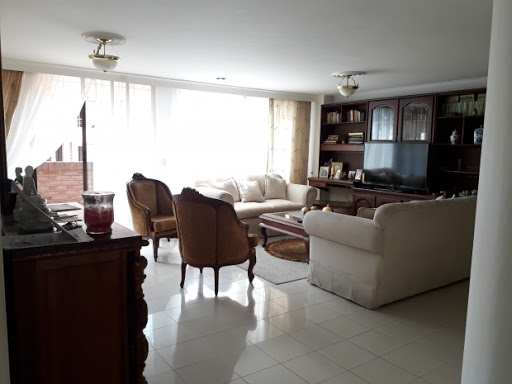 Apartamento en venta Antioquia Medellín Laureles 130 m2 Habitaciones 3 Baños 4 Garajes 2 Precio $480000000