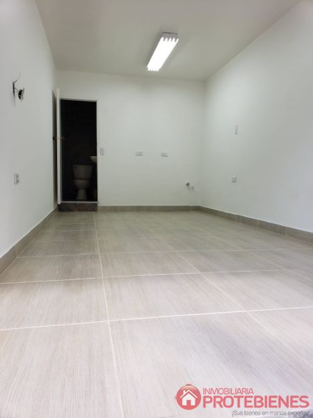Local en arriendo Antioquia Medellín Santa Fe 16 m2 Habitaciones 0 Baños 1 Garajes 0 Precio $850000