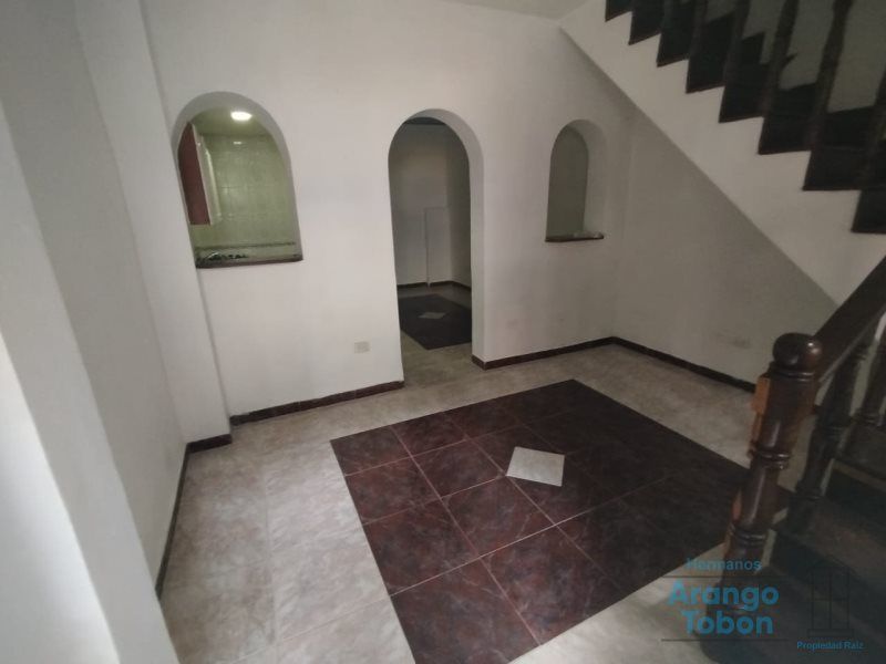 Casa en arriendo Antioquia Medellín Villa Del Socorro 70 m2 Habitaciones 3 Baños 3 Garajes 0 Precio $2000000