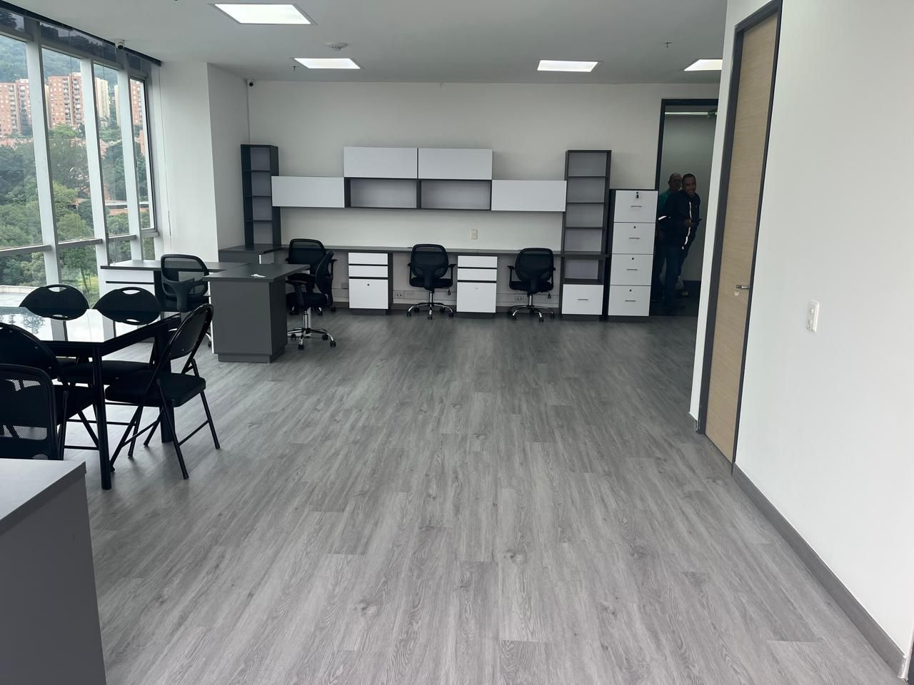 Oficina en arriendo Antioquia Medellín Simesa 64 m2 Habitaciones 0 Baños 1 Garajes 2 Precio $6200000