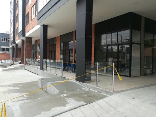 Local en arriendo Antioquia Medellín Rosales 18 m2 Habitaciones 0 Baños 10 Garajes 1 Precio $1600000