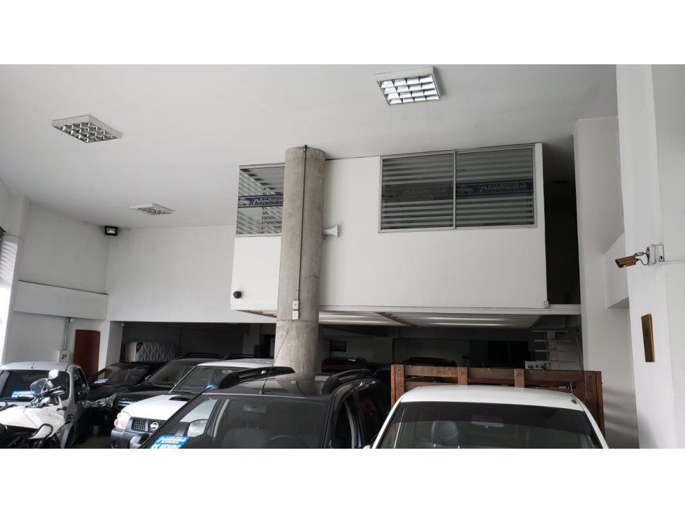 Local en venta Caldas Manizales Chipre 235 m2 Habitaciones 0 Baños 2 Garajes 0 Precio $1500000000