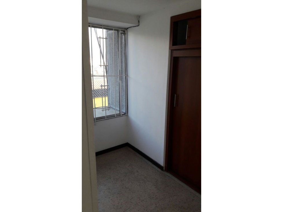 Oficina en arriendo Caldas Manizales El Centro 32 m2 Habitaciones 0 Baños 0 Garajes 0 Precio $1300000
