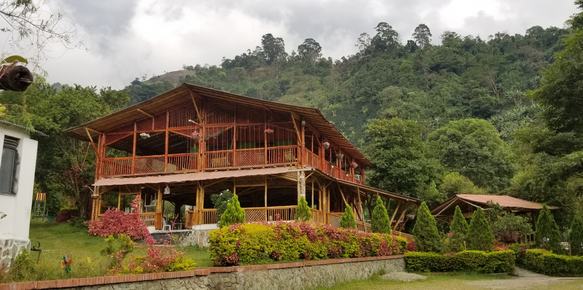 Finca en venta Tolima Ibagué Br Jordan Viii Etapa 989 m2 Habitaciones 5 Baños 9 Garajes 6 Precio $1800000000