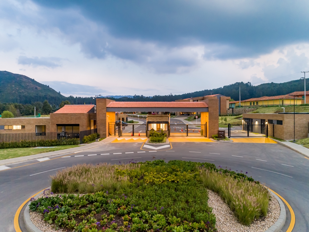 Proyectos Vivienda Nueva Entrelomas Etapa 1 Casa en venta Cundinamarca Tocancipá Vereda Verganzo 159 m2 Habitaciones 4 Baños 5 Garajes 4 Precio $1311600000